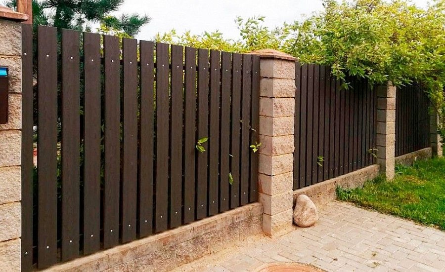 Забор №12 - штакетник с зазором